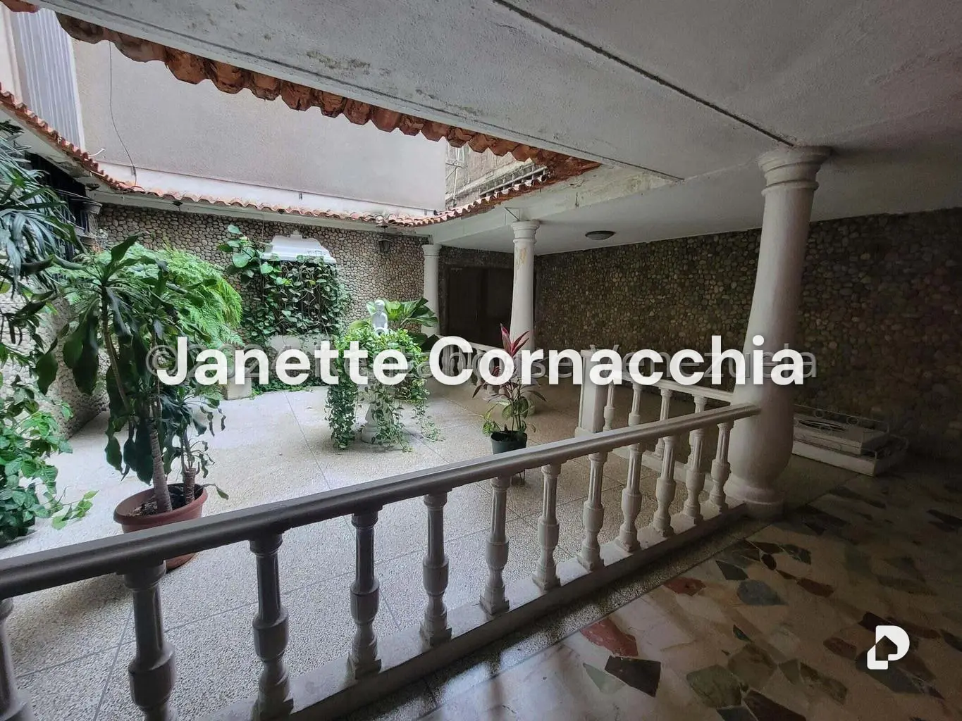 Oficina en Altamira Sur, Caracas – 17