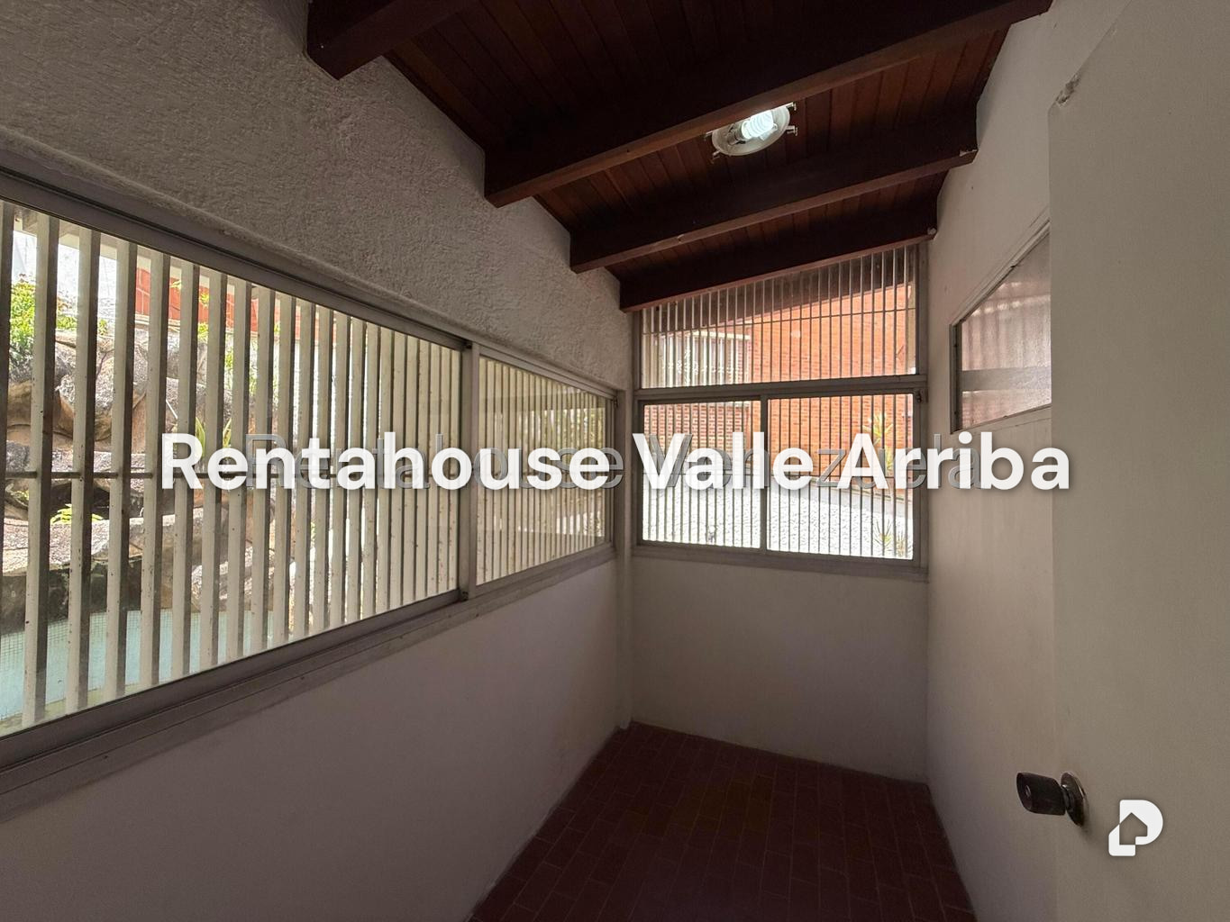 Casa en Alto Prado, Caracas – 26