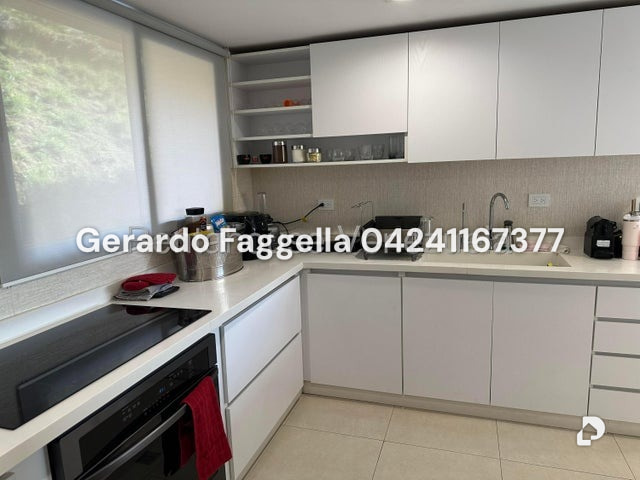 Apartamento en Alto Hatillo, Caracas – 12