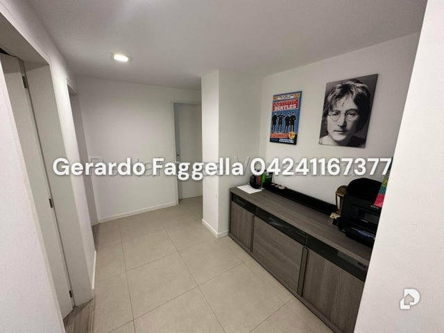 Apartamento en Alto Hatillo, Caracas – 16