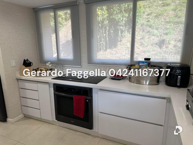 Apartamento en Alto Hatillo, Caracas – 11