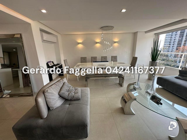 Apartamento en Alto Hatillo, Caracas – 4