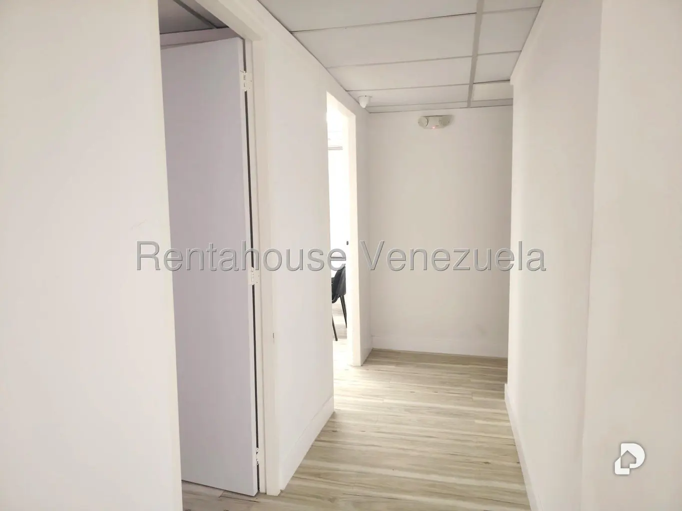 Oficina en Los Ruices, Caracas – 13