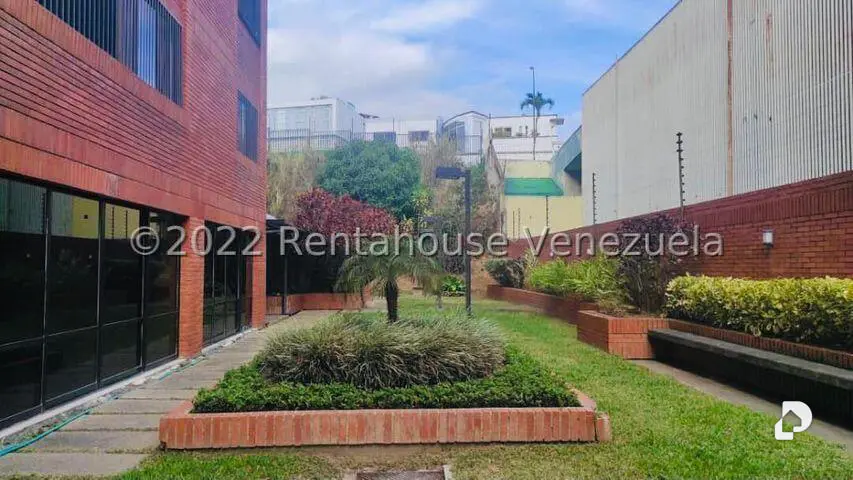 Apartamento en Los Samanes, Caracas – 28