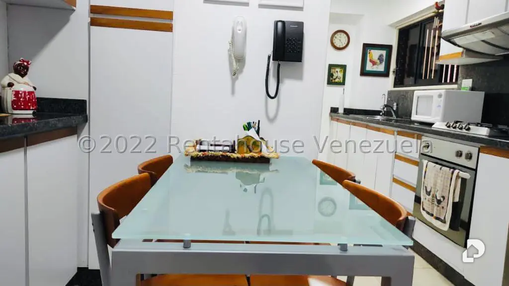 Apartamento en Los Samanes, Caracas – 12