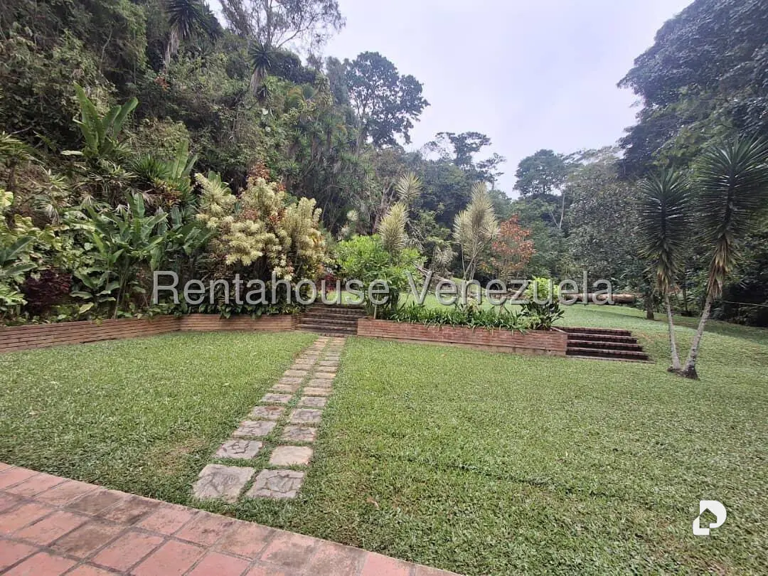 Casa en Los Geranios, Caracas – 22