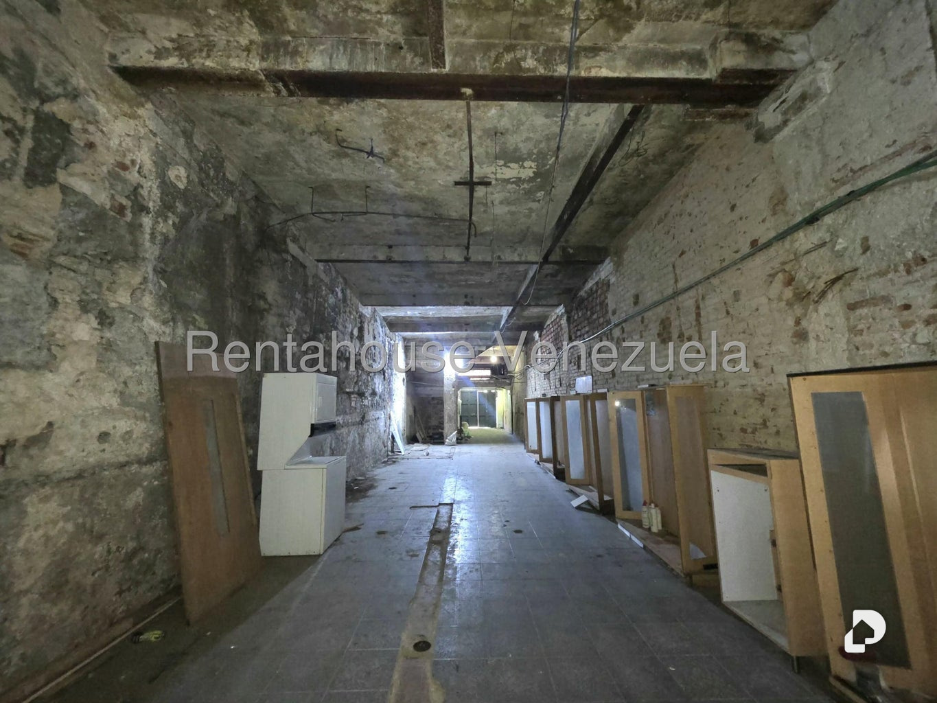 Local comercial en Parroquia Catedral, Caracas – 17