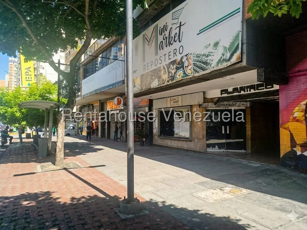 Oficina en Chacao, Caracas - 1