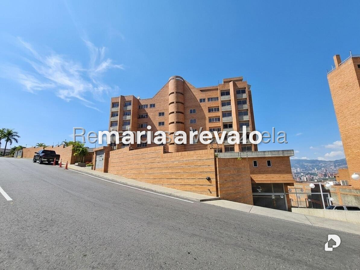 Apartamento en Lomas del Sol, Caracas – 1