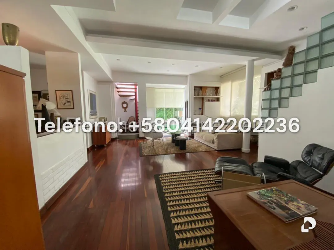 Casa en San Román, Caracas – 23