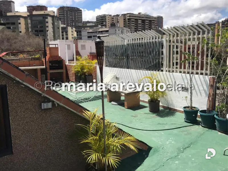 Apartamento en Santa Rosa de Lima, Caracas – 16
