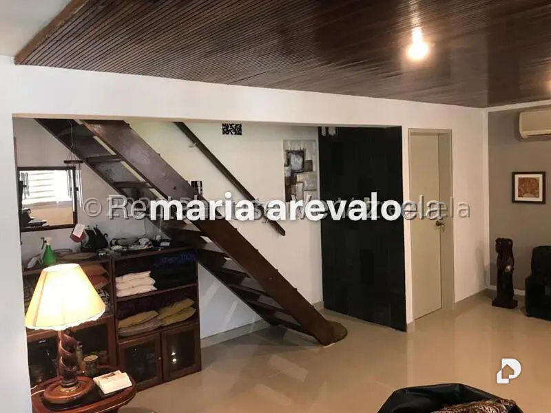 Apartamento en Santa Rosa de Lima, Caracas – 11