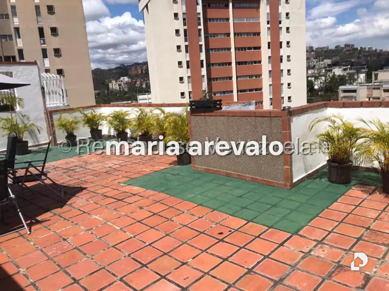 Apartamento en Santa Rosa de Lima, Caracas – 14