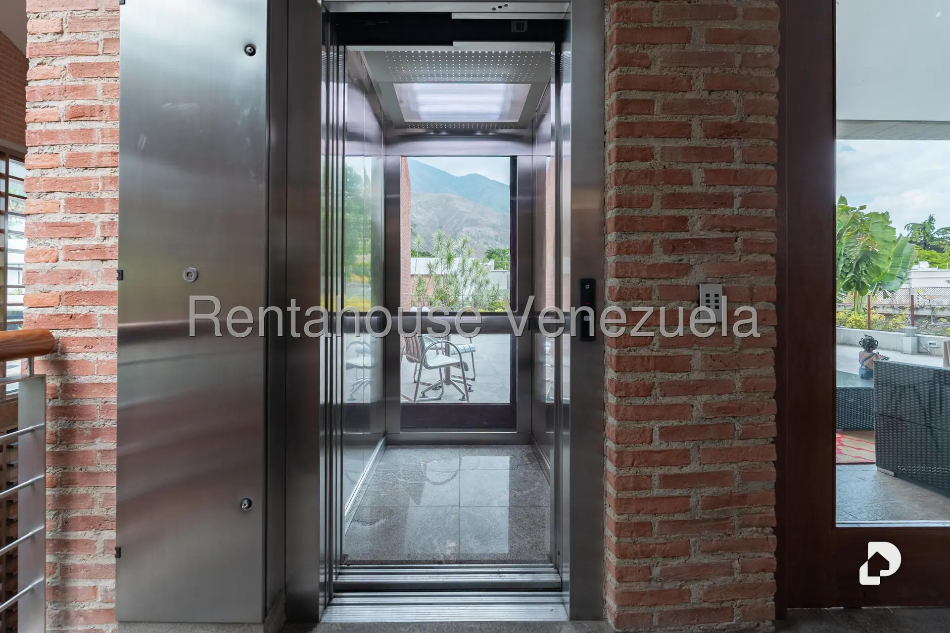 Casa en Los Chorros, Caracas – 13