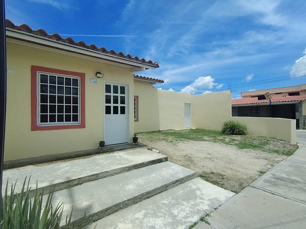 Casa en Ciudad Alianza, Guacara - 1