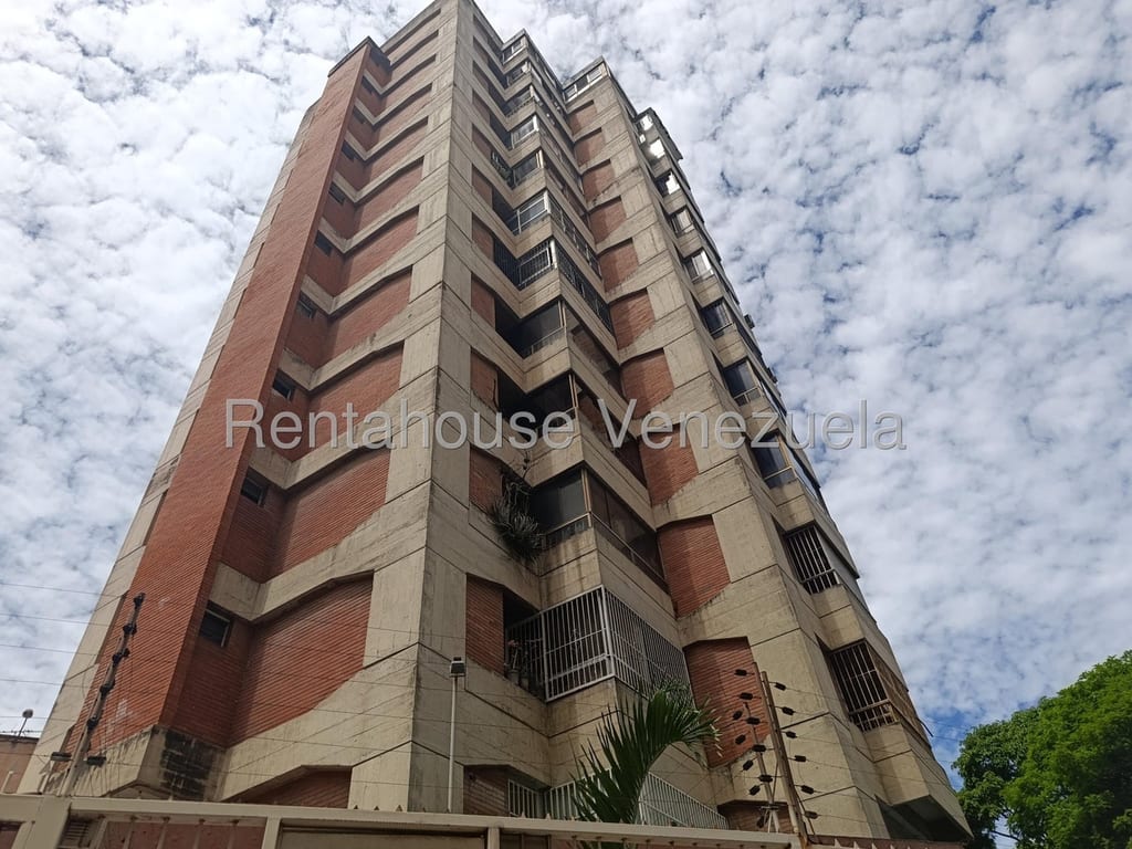 Apartamento en Los Chaguaramos, Caracas - 1