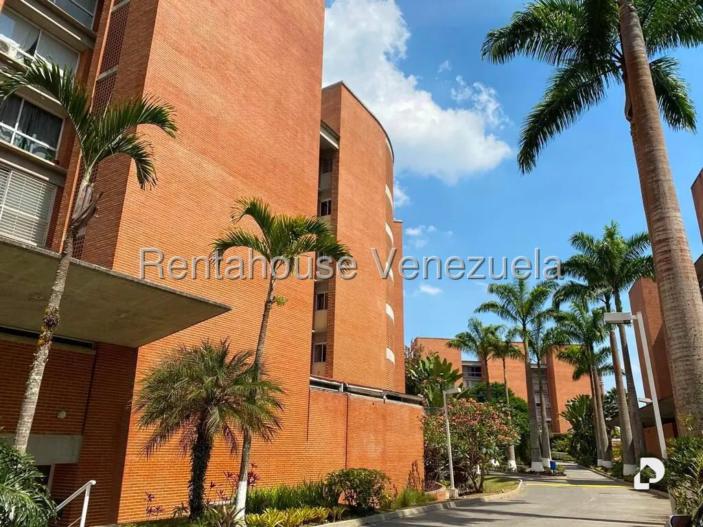 Apartamento en Villa Nueva Hatillo, Caracas – 1