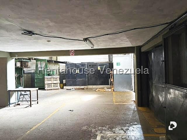 Local comercial en Guaicay, Caracas – 17