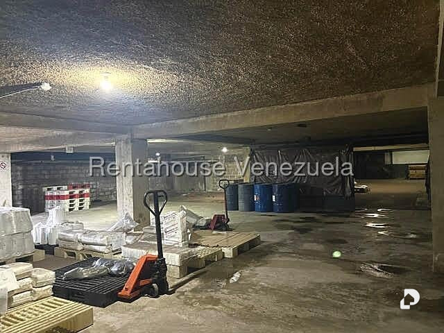 Local comercial en Guaicay, Caracas – 12