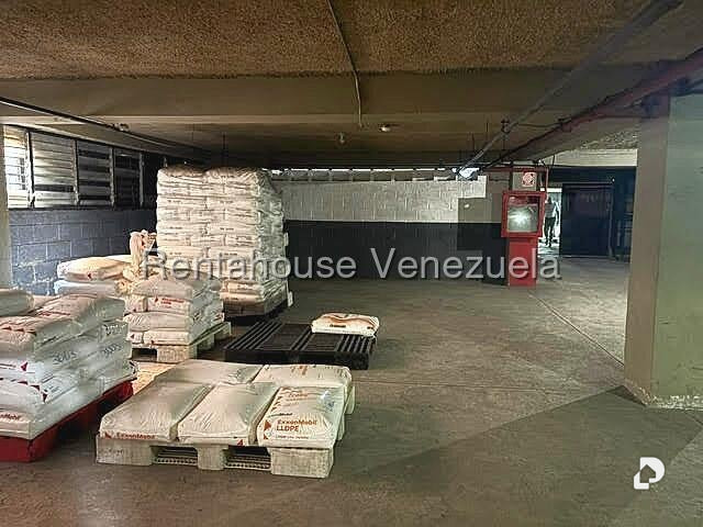 Local comercial en Guaicay, Caracas – 11