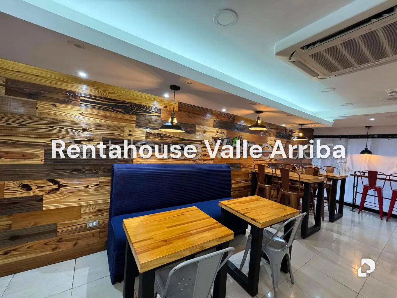 Local comercial en Santa Fe Norte, Caracas – 3