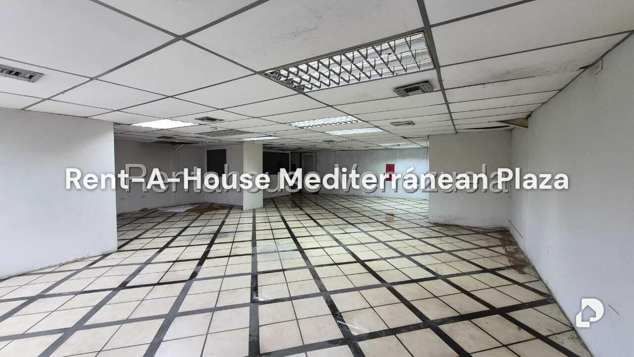 Local comercial en Zona Industrial, Valencia – 26