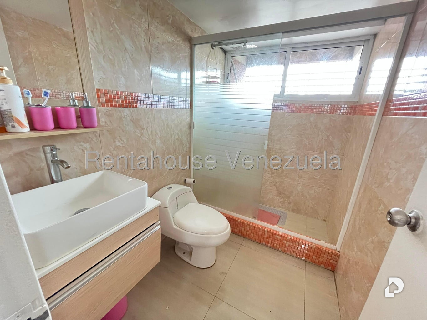 Apartamento en San Bernardino, Caracas – 13