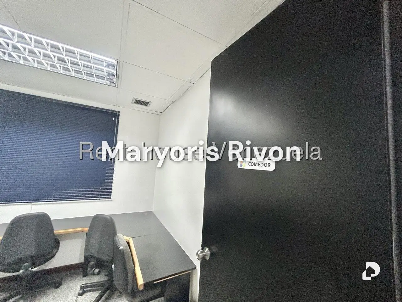 Oficina en La Castellana, Caracas – 16