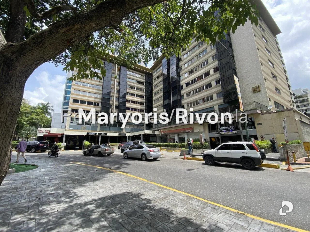 Oficina en La Castellana, Caracas – 1