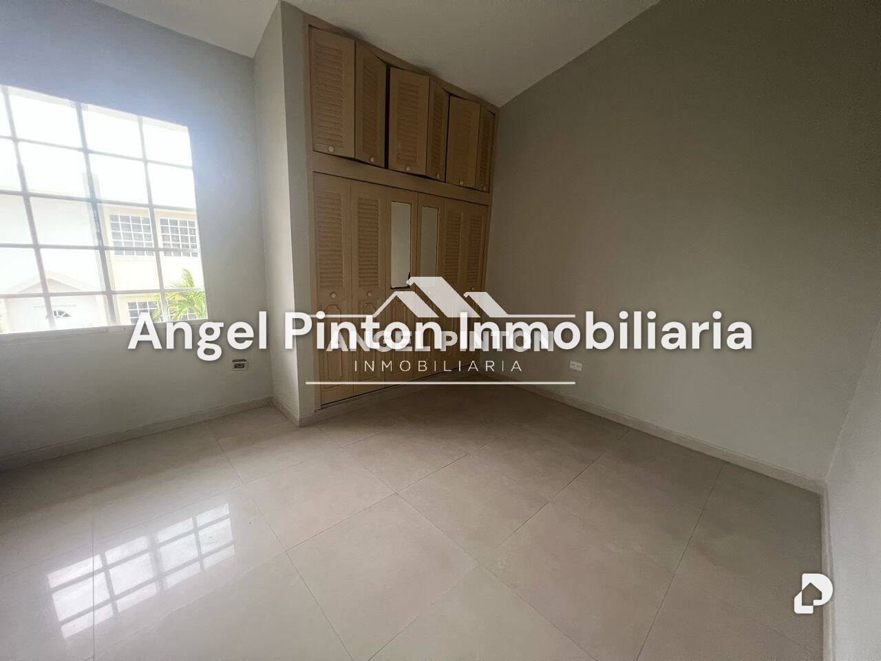 Casa en Avenida Goajira, Maracaibo – 6