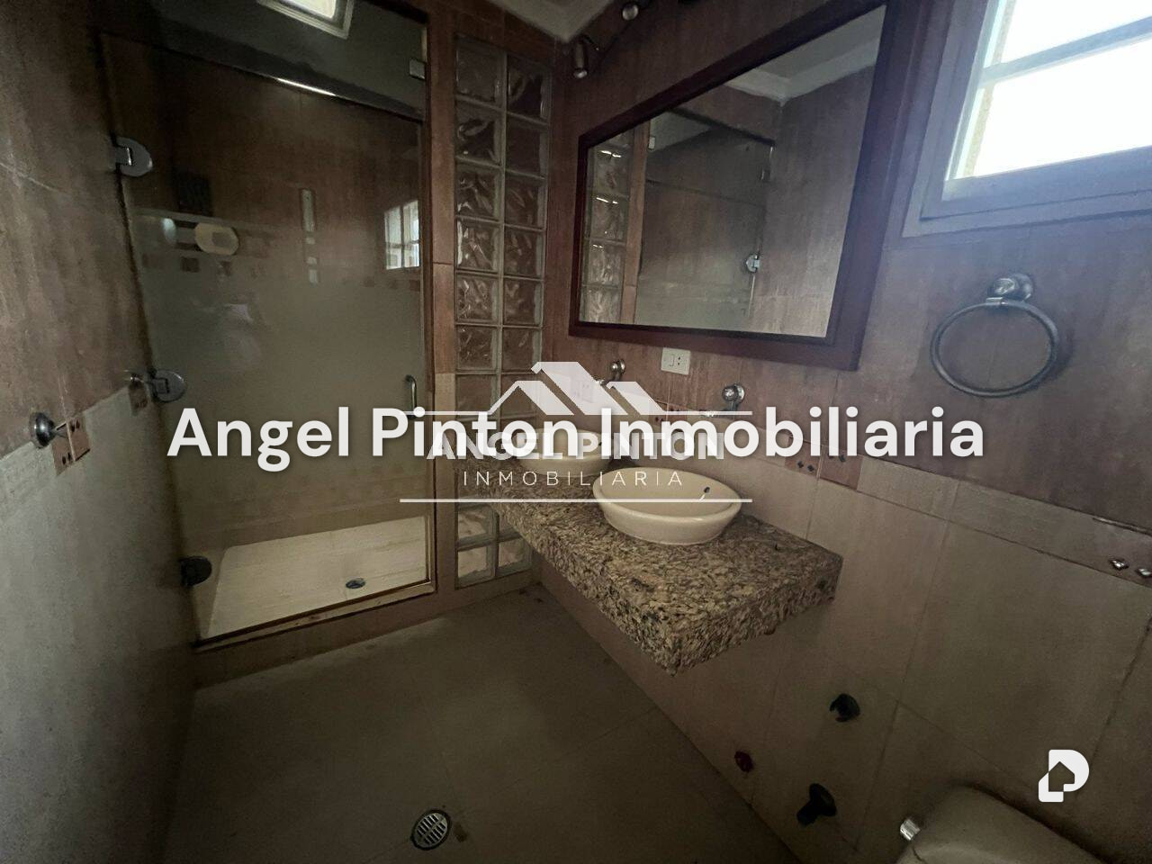 Casa en Avenida Goajira, Maracaibo – 10