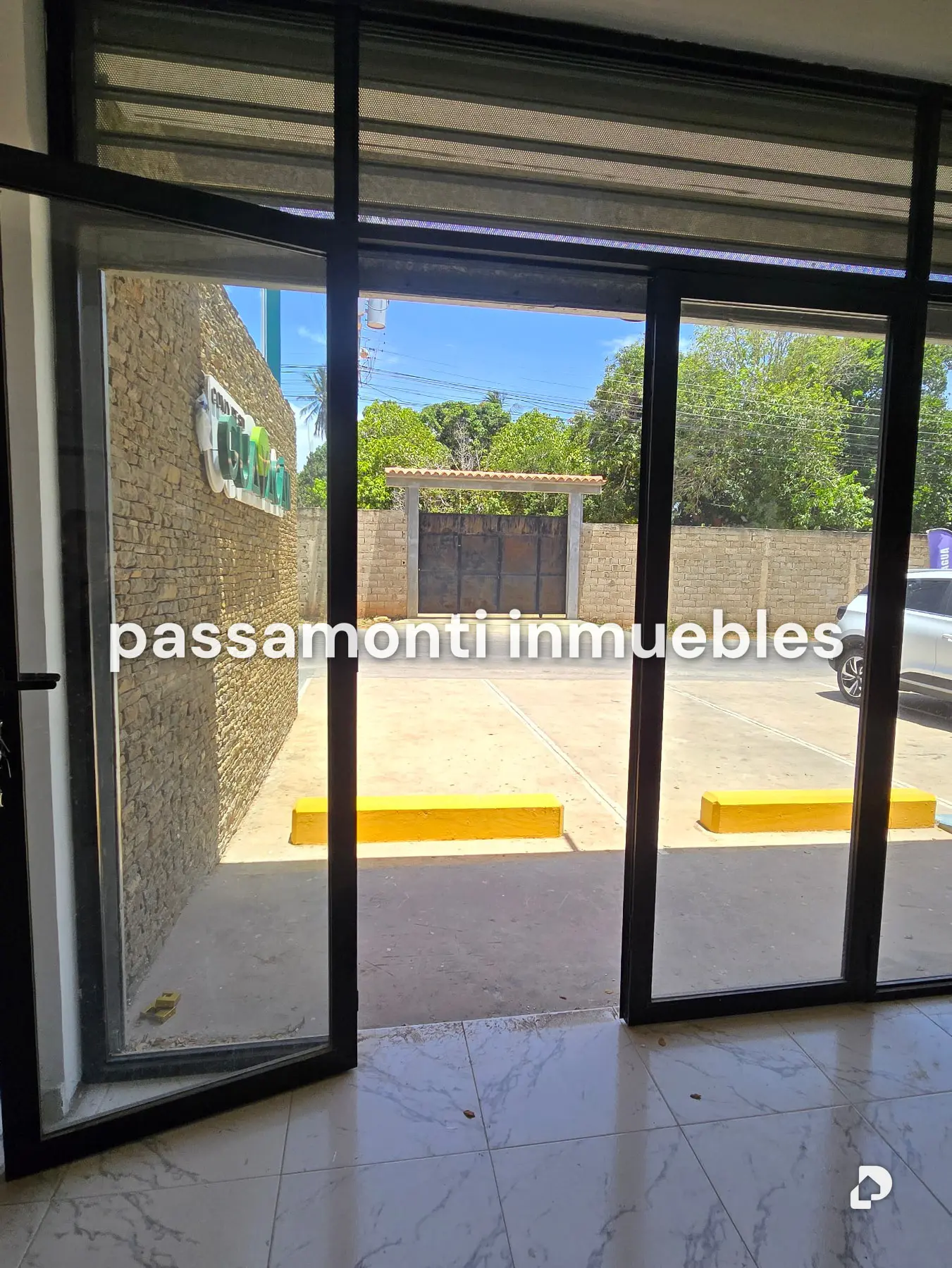 Local comercial en Atamo Sur, Porlamar – 1