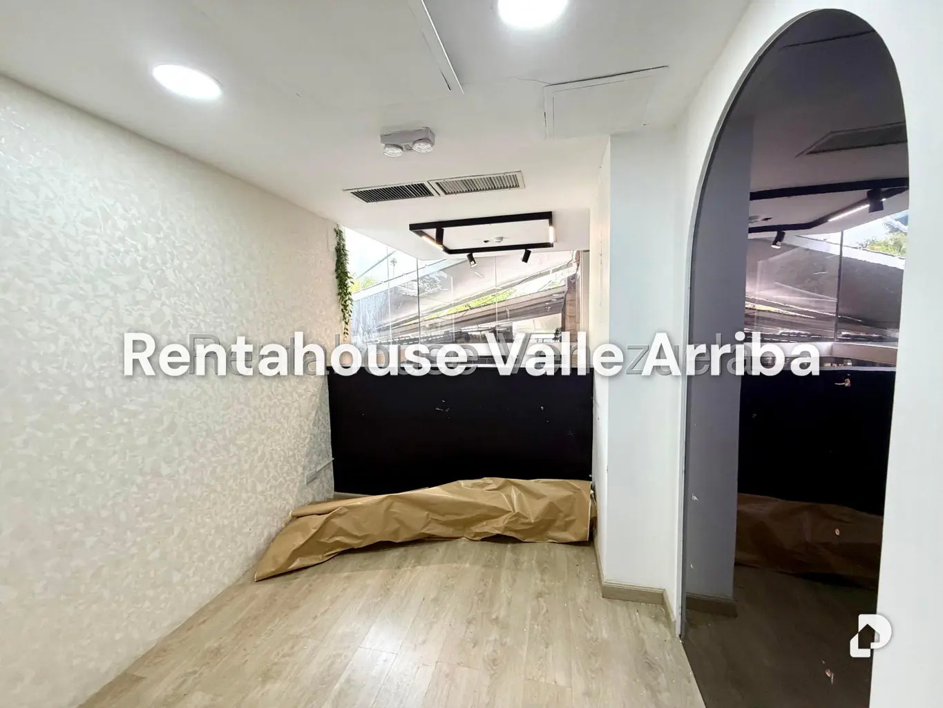 Local comercial en Altamira, Caracas – 9