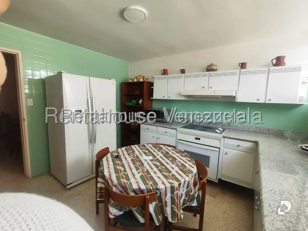 Casa en Los Pomelos, Caracas – 29