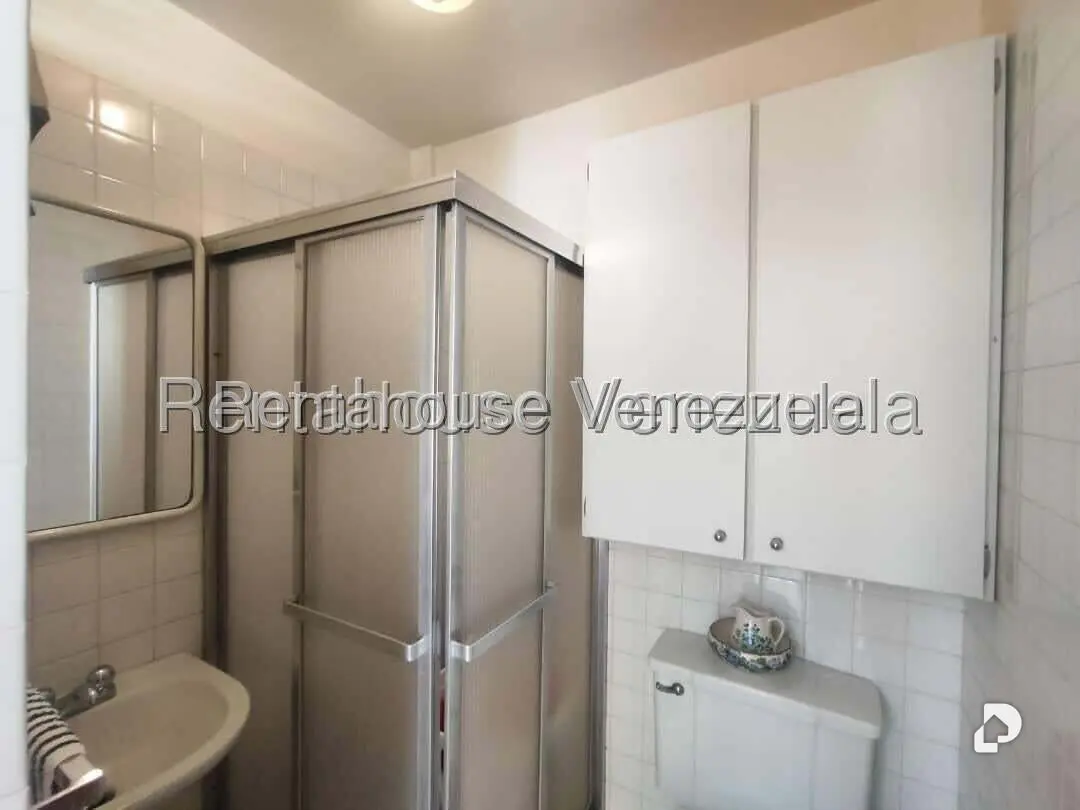 Casa en Los Pomelos, Caracas – 30