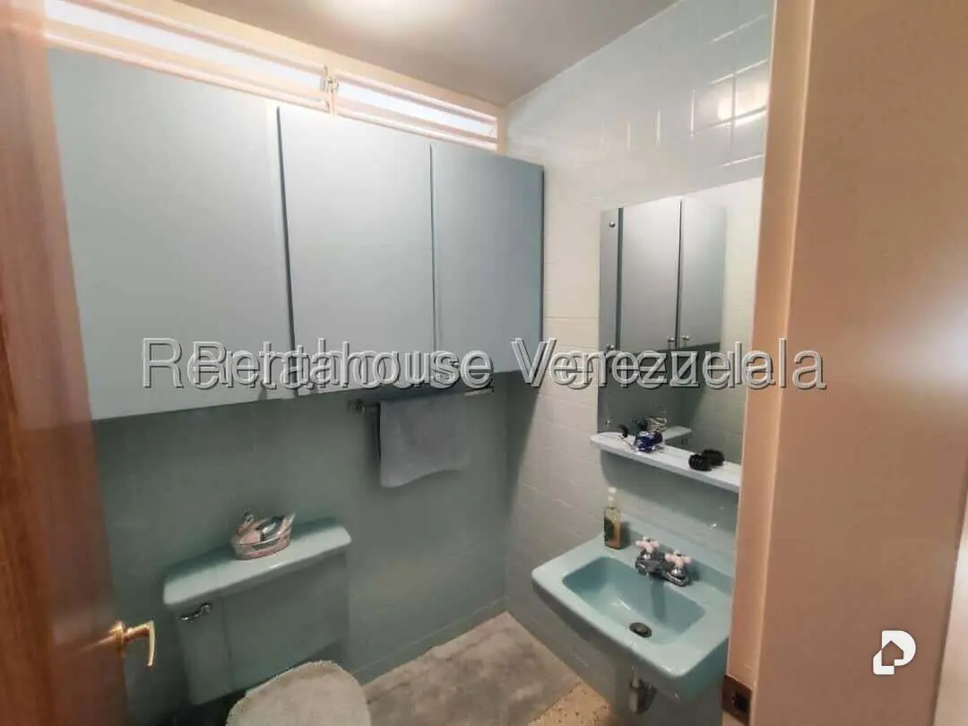 Casa en Los Pomelos, Caracas – 13