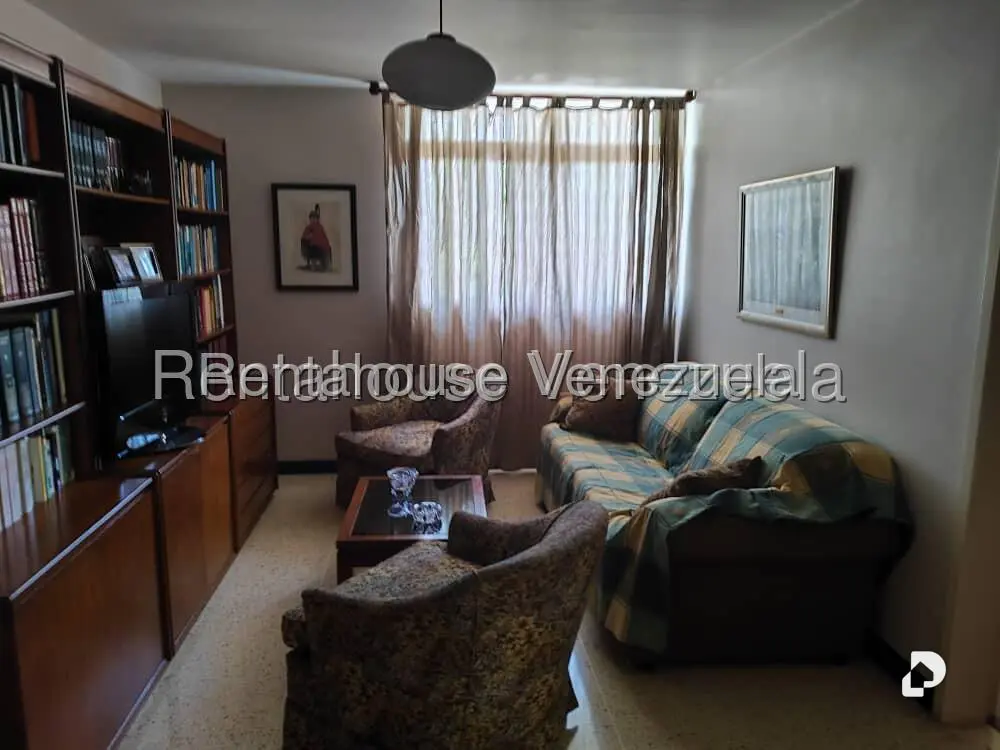 Casa en Los Pomelos, Caracas – 14