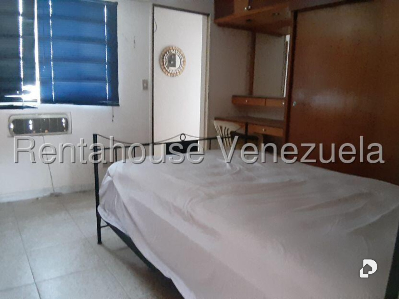Casa en Santa Sofía, Caracas – 11
