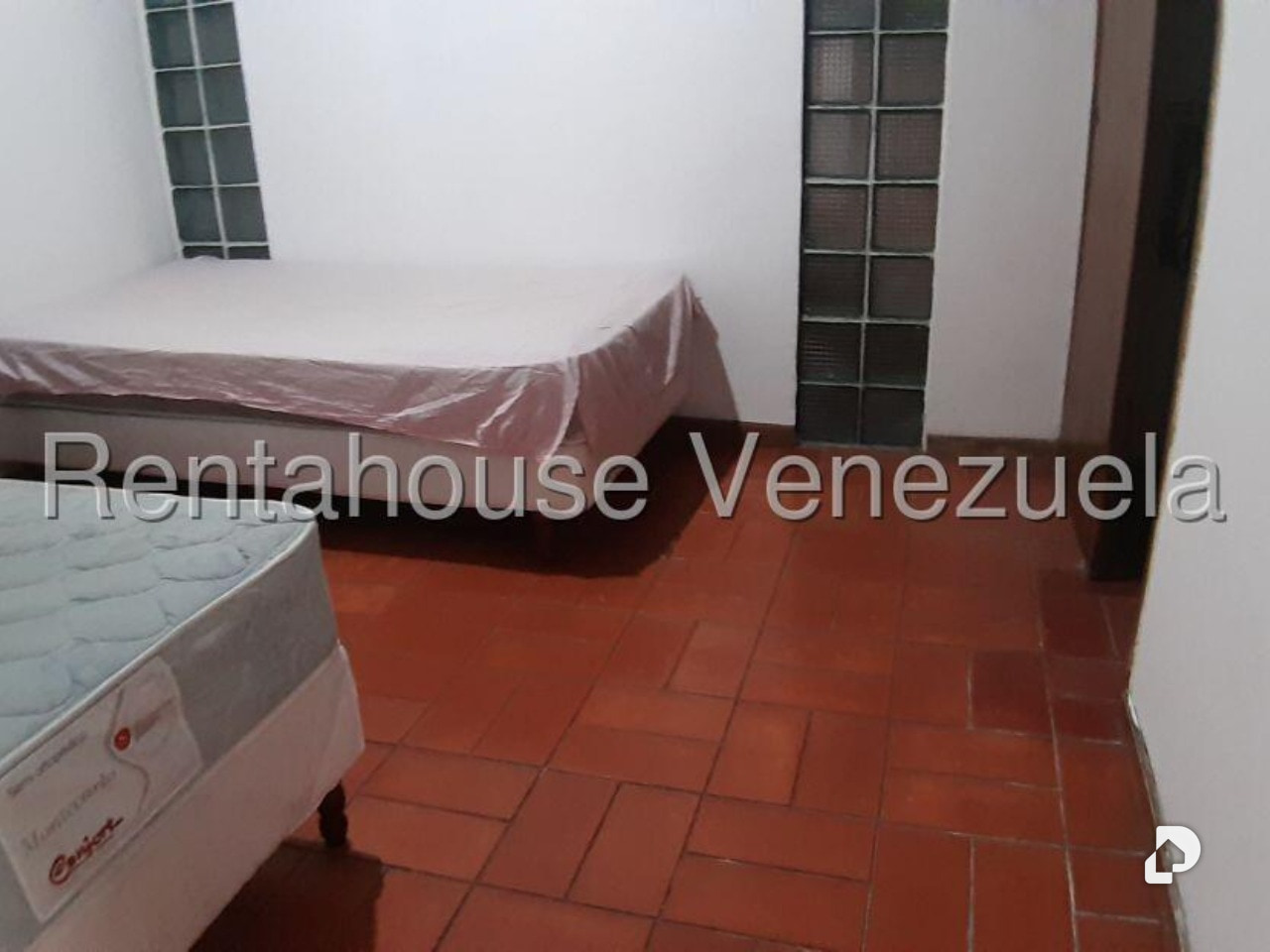 Casa en Santa Sofía, Caracas – 40