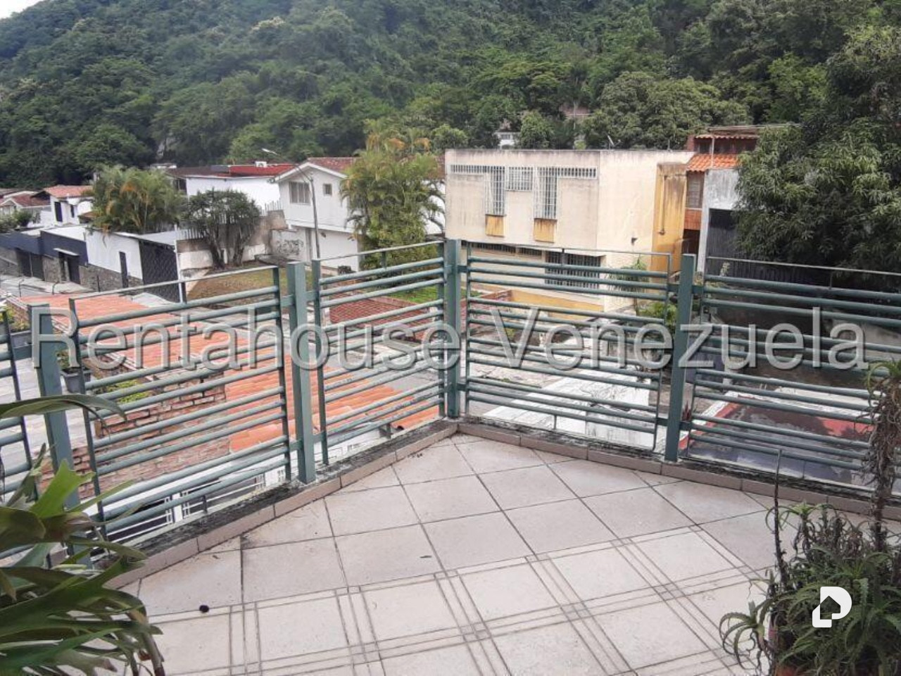 Casa en Santa Sofía, Caracas – 26