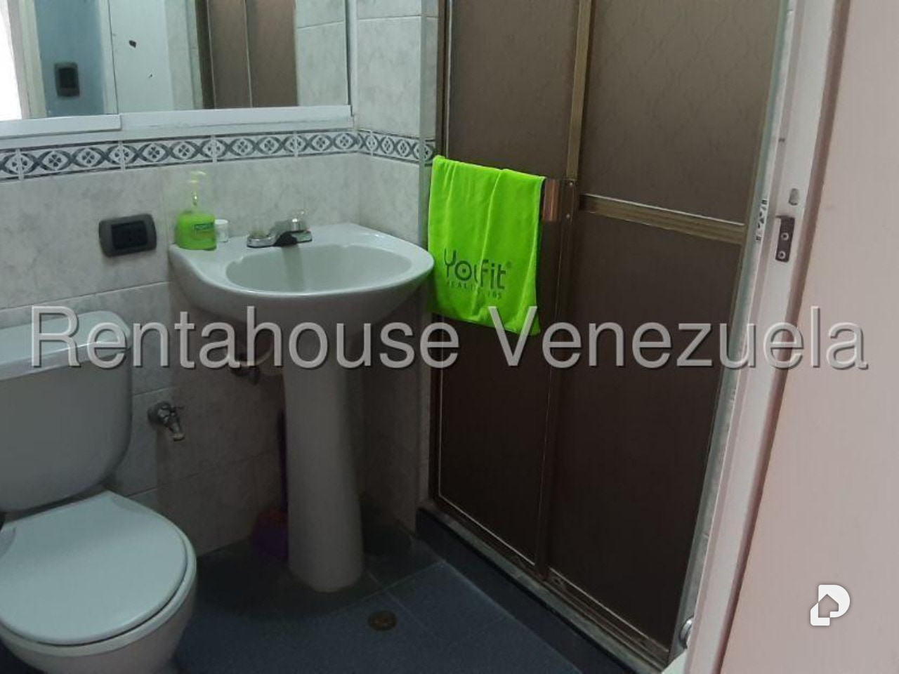 Casa en Santa Sofía, Caracas – 39