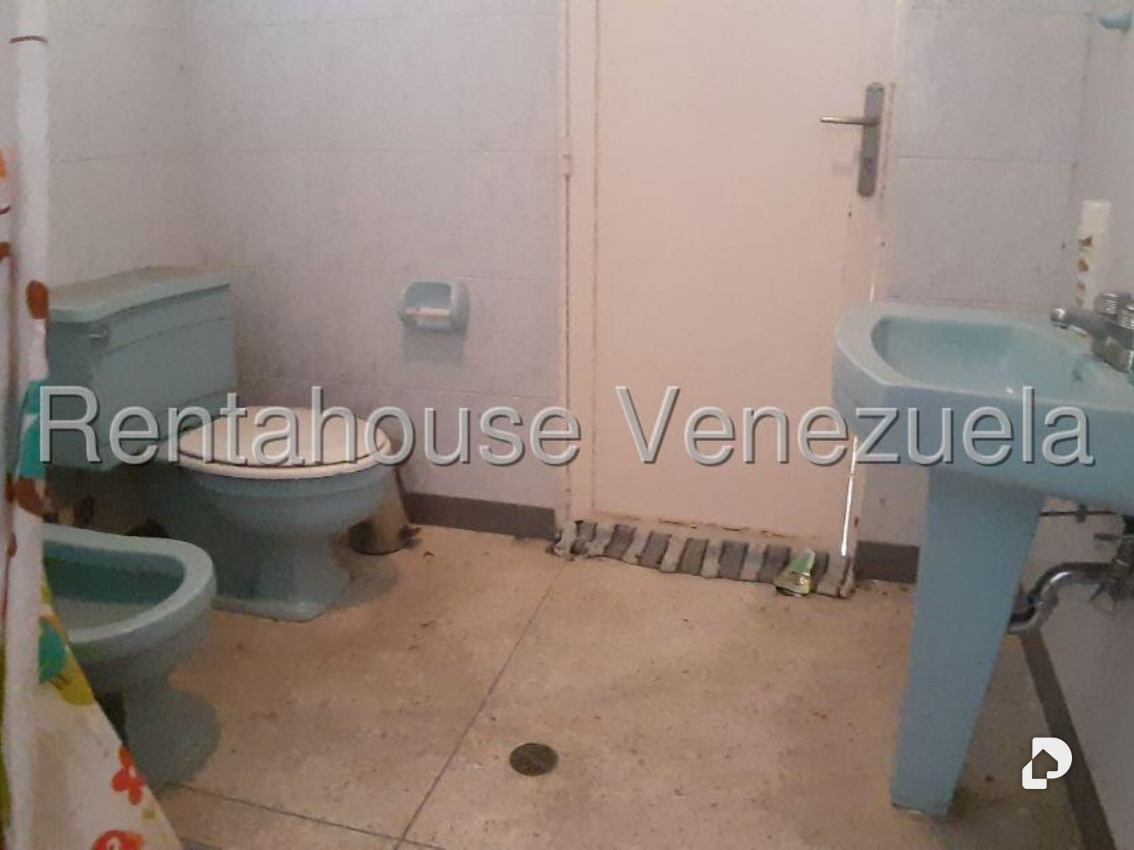 Casa en Santa Sofía, Caracas – 14