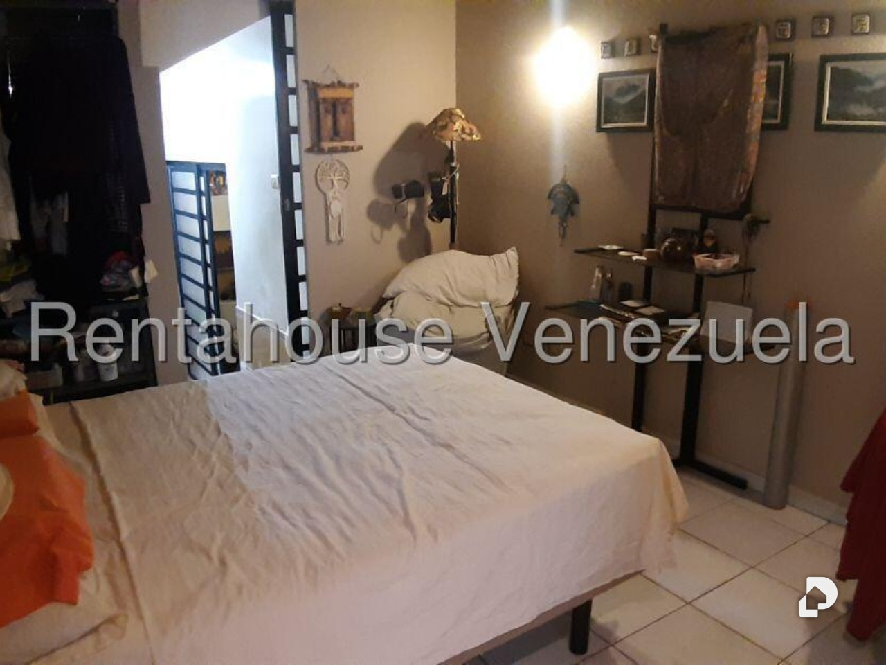 Casa en Santa Sofía, Caracas – 41