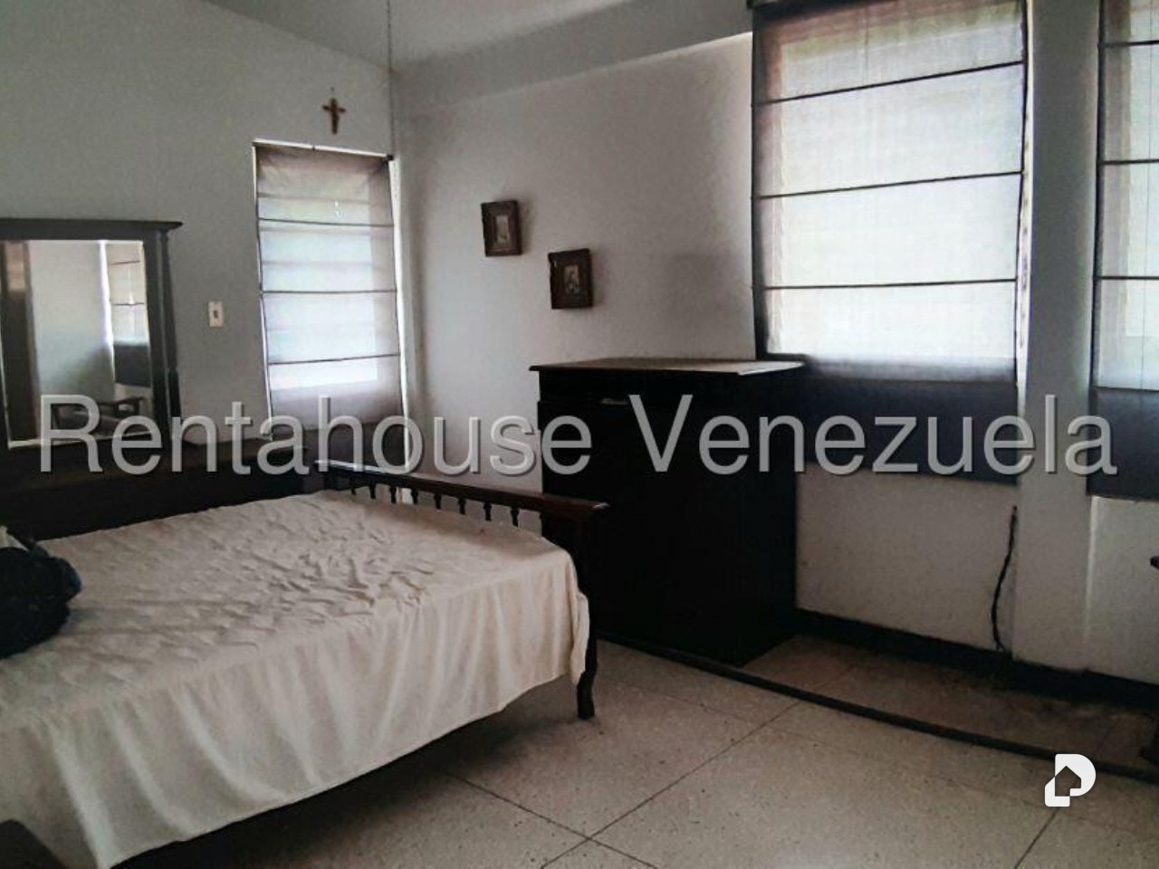 Casa en Santa Sofía, Caracas – 15