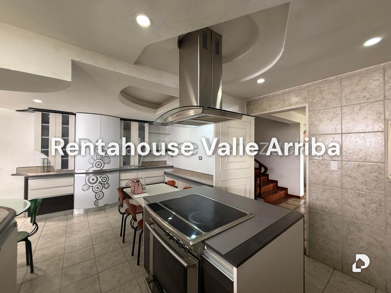 Casa en Alto Prado, Caracas – 9