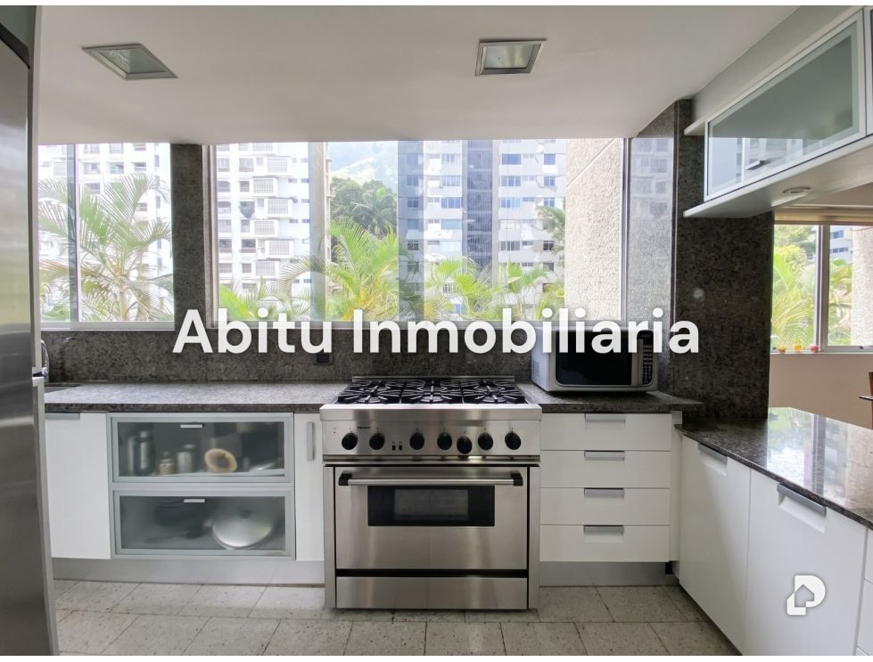 Apartamento en Los Palos Grandes, Caracas – 9