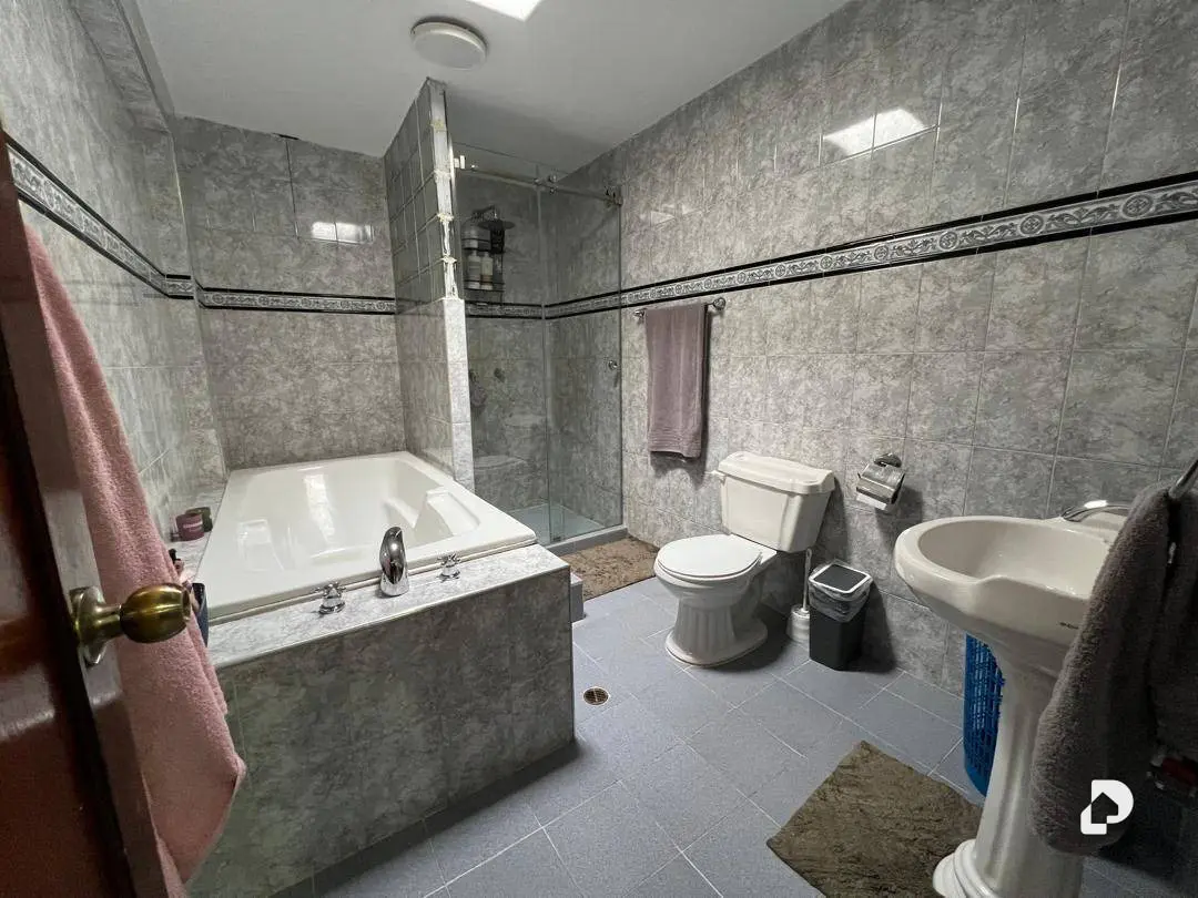 Casa en Urb. Villa del este Plaza, Barquisimeto – 7