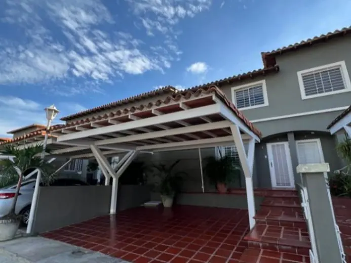 Casa en Urb. Villa del este Plaza, Barquisimeto - 1