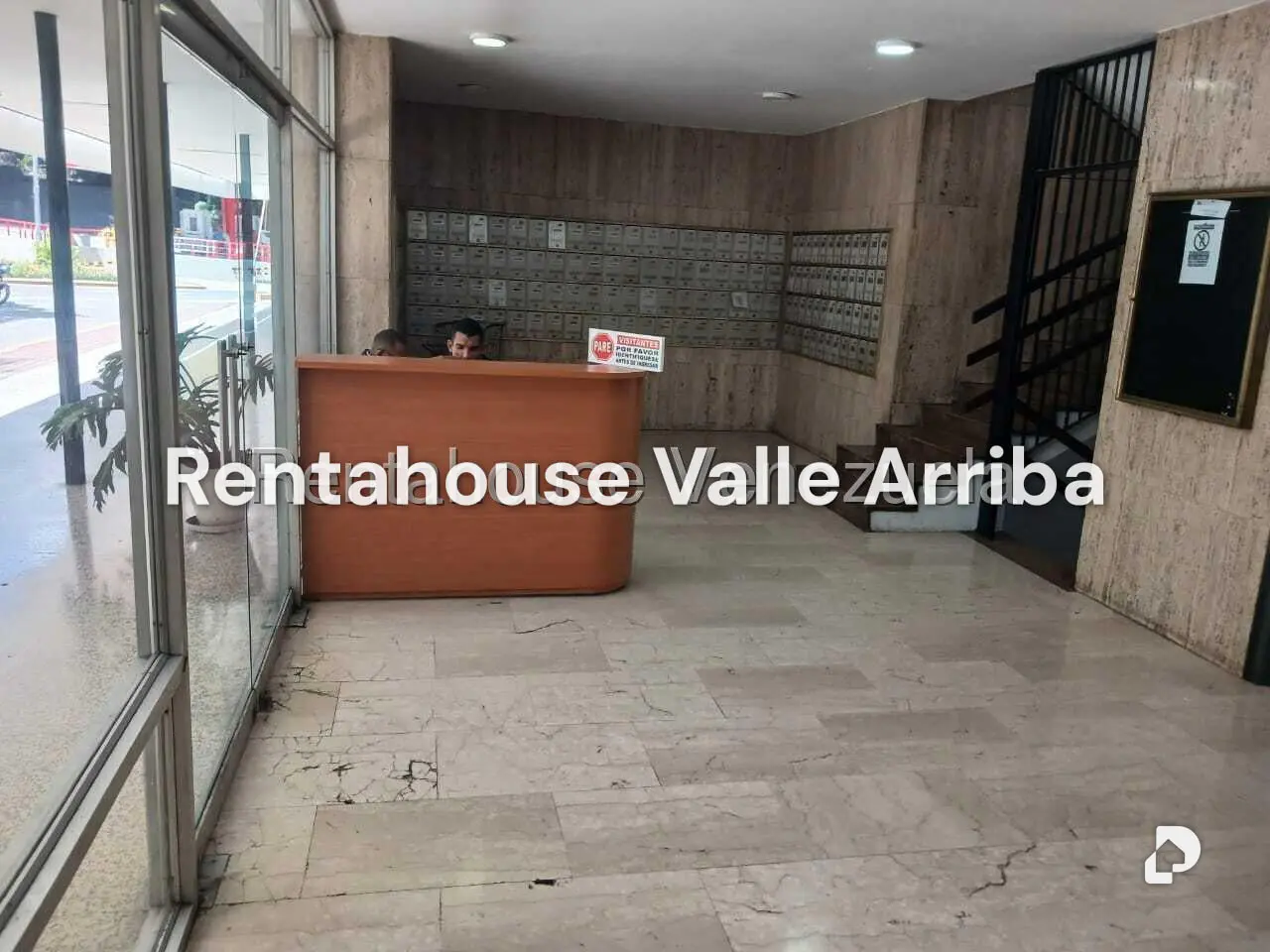 Oficina en Las Mercedes, Caracas – 19