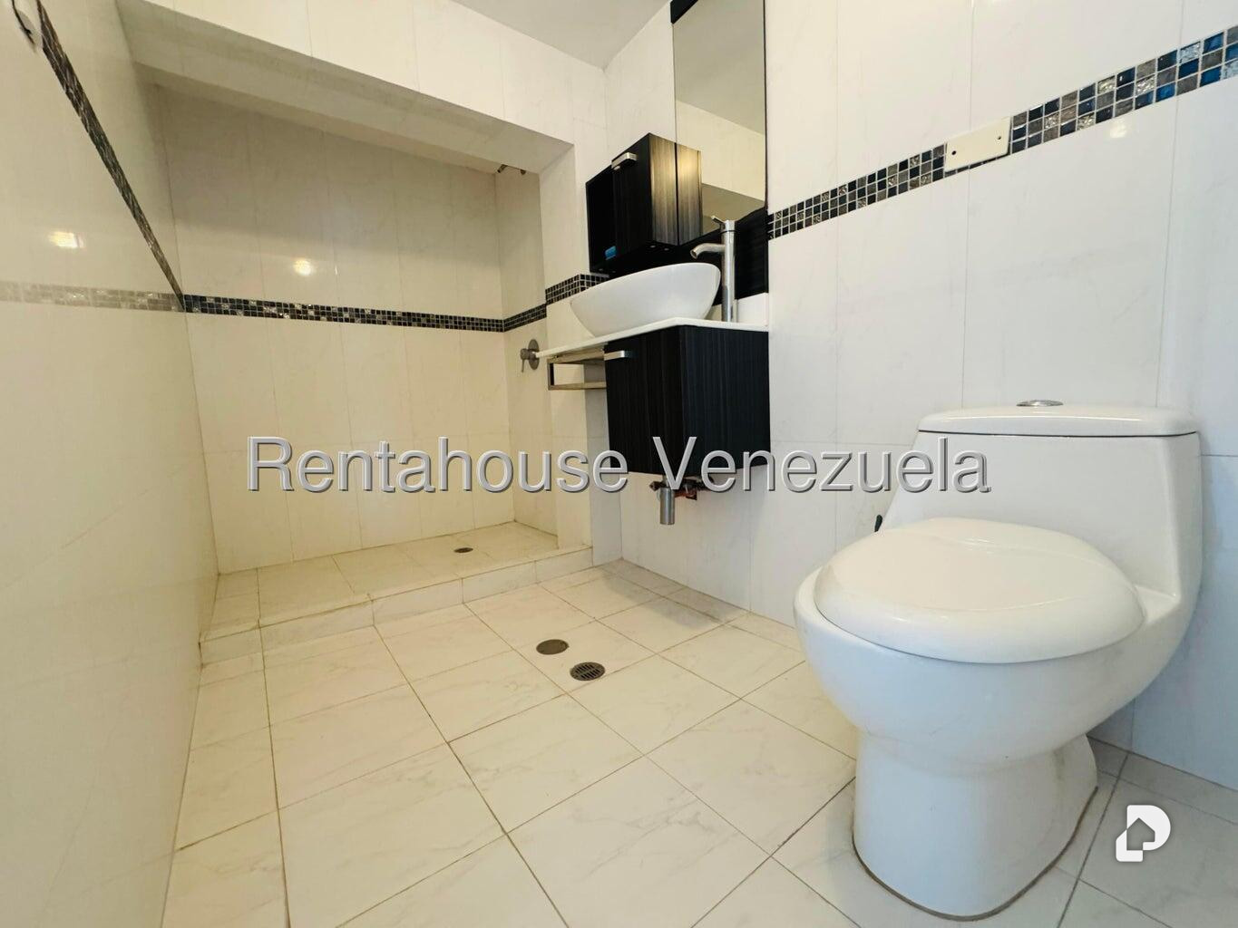 Casa en Colinas de Bello Monte, Caracas – 43
